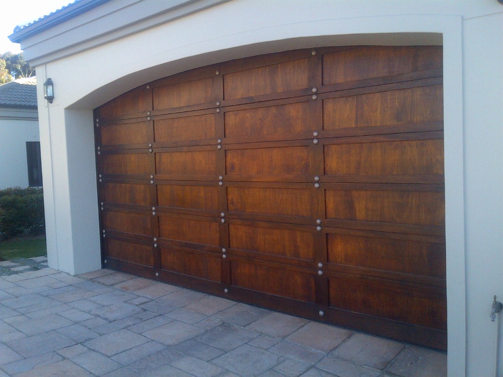 Roos Garage Doors Cape Town